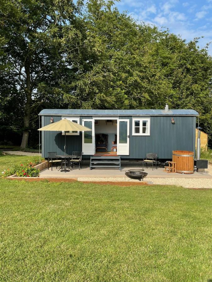 The Bibury - Westwell Downs Shepherd Huts Oxford Luaran gambar