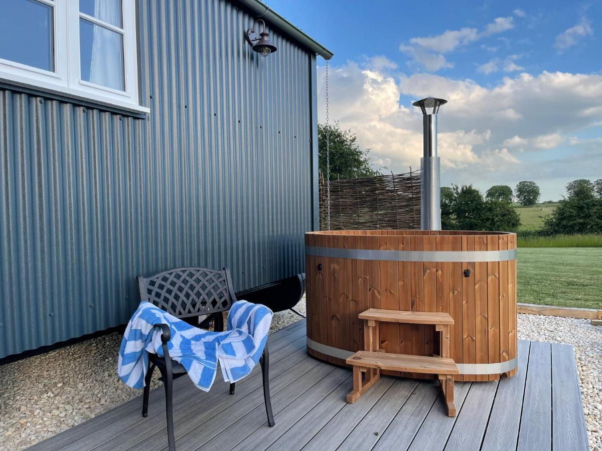 The Bibury - Westwell Downs Shepherd Huts Oxford Luaran gambar